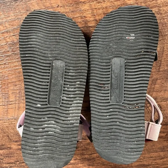 Suicoke x Hay Sandals - Picture 3 of 9